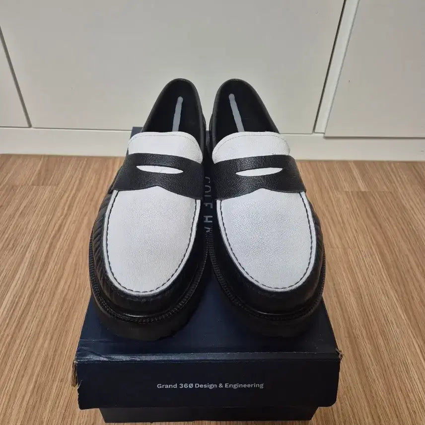 [BUNJANG] Cole Haan Spectator Loafers (US 8.5) / [새상품] 콜한 스펙테이터 로퍼 265(8.5)