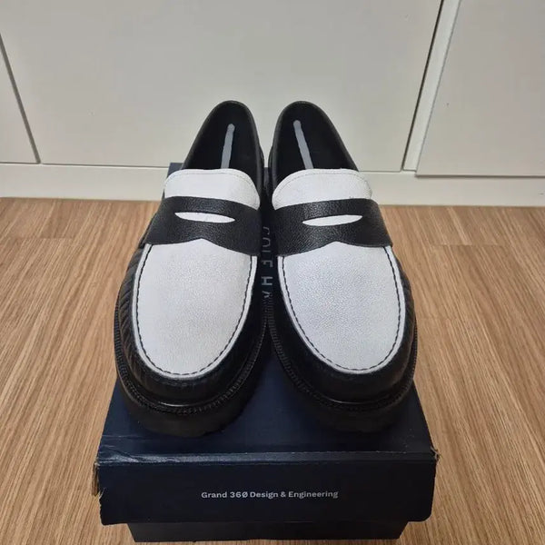 [BUNJANG] Cole Haan Spectator Loafers (US 8.5) / [새상품] 콜한 스펙테이터 로퍼 265(8.5)