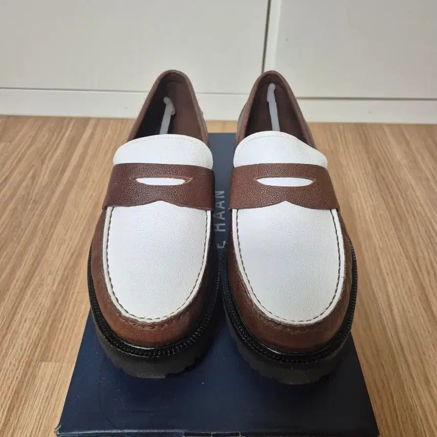 [BUNJANG] Cole Haan Spectator Loafers / [새상품] 콜한 스펙테이터 로퍼 265(8.5)