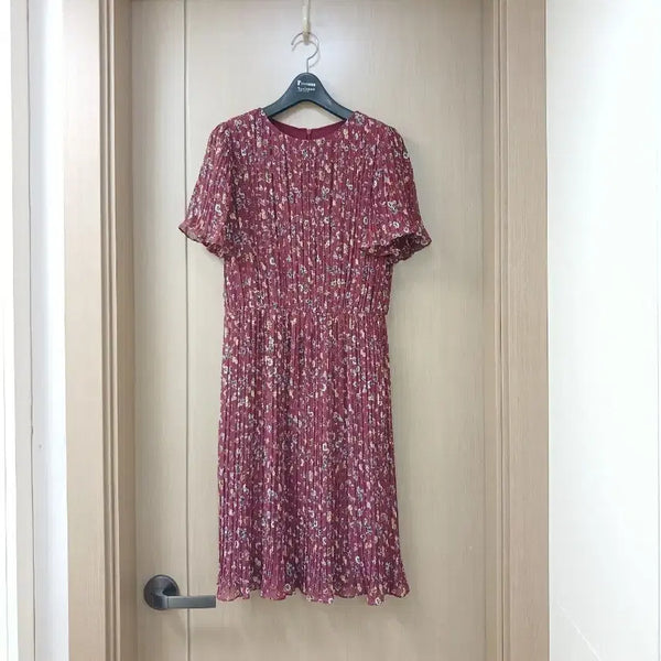 [BUNJANG] BCBG Pleated Chiffon Dress / BCBG 플리츠 원피스