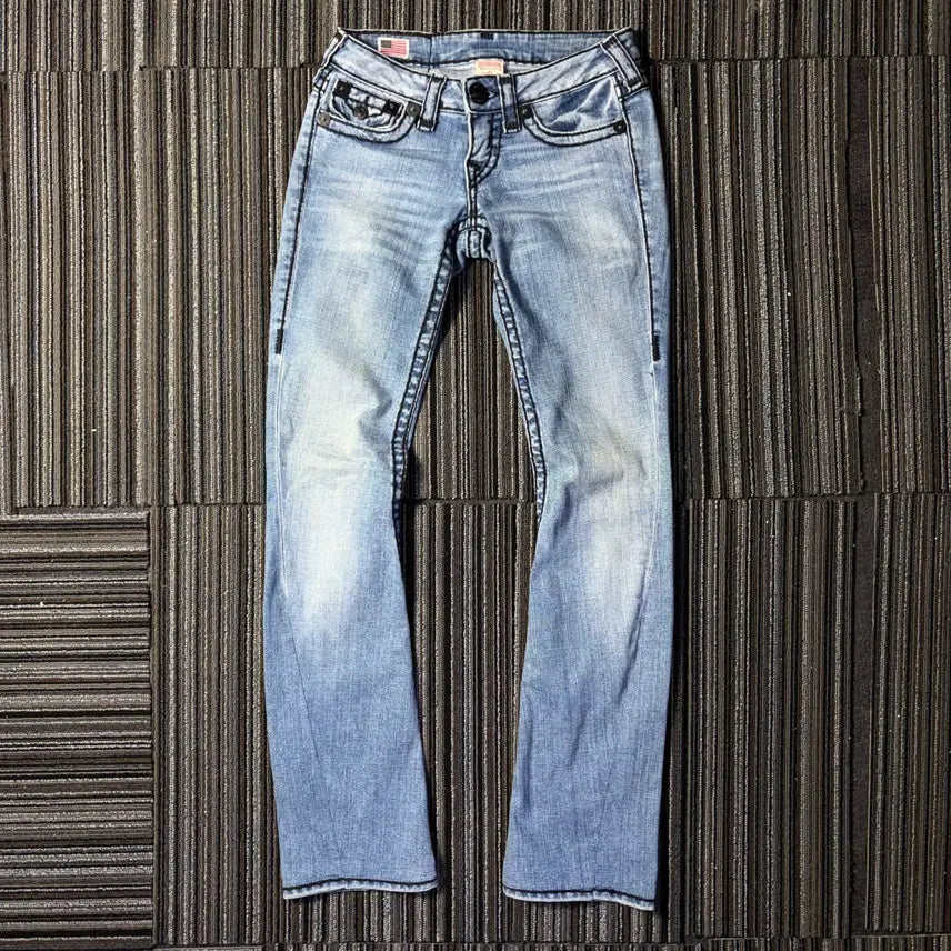 [BUNJANG] True Religion Joey Super T Light Wash Bootcut Denim Pants / 트루릴리전 조이 슈퍼티 연청 부츠컷 데님 팬츠