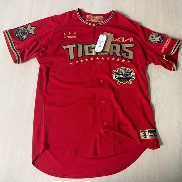 [BUNJANG] Kia Tigers 2024 Championship Jersey / 2024년 기아타이거즈 우승 유니폼 팔아요
