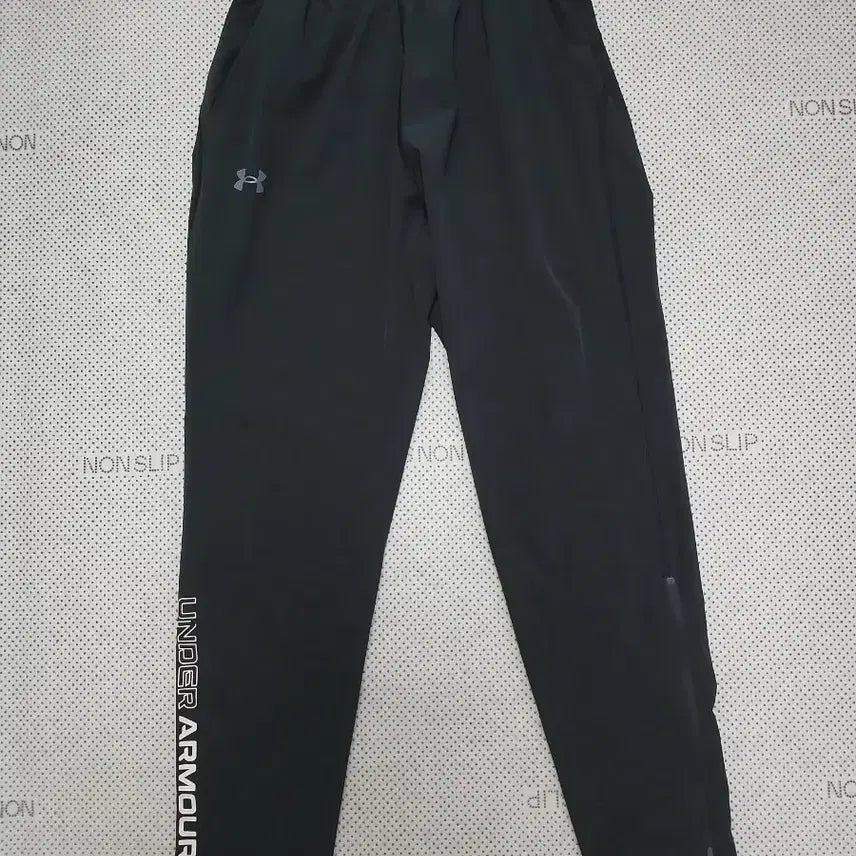 [BUNJANG] Under Armour Training Pants Black / 언더아머 트레이닝 바지 블랙