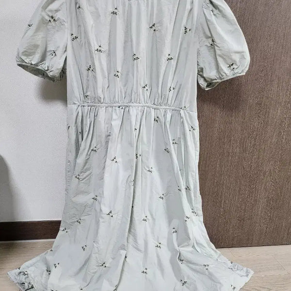 [BUNJANG] LeShop Mint Floral Embroidery Midi Dress / 르샵 여성 민트색 꽃자수 원피스