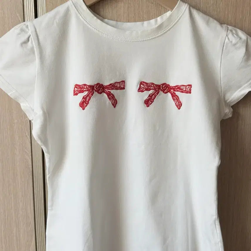 [BUNJANG] Sinoon Ribbon Short Sleeve T-shirt White / 시눈 Sinoon 리본 반팔티 화이트