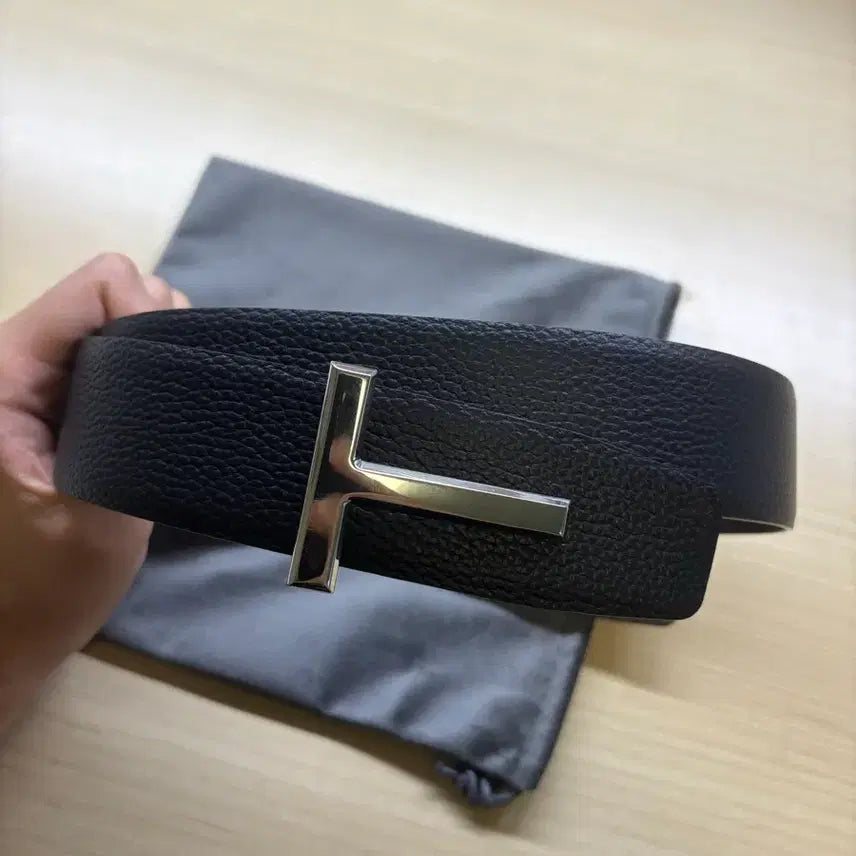 [BUNJANG] Tom Ford Reversible Belt Black Brown / [85] 톰포드 양면 벨트 블랙 브라운
