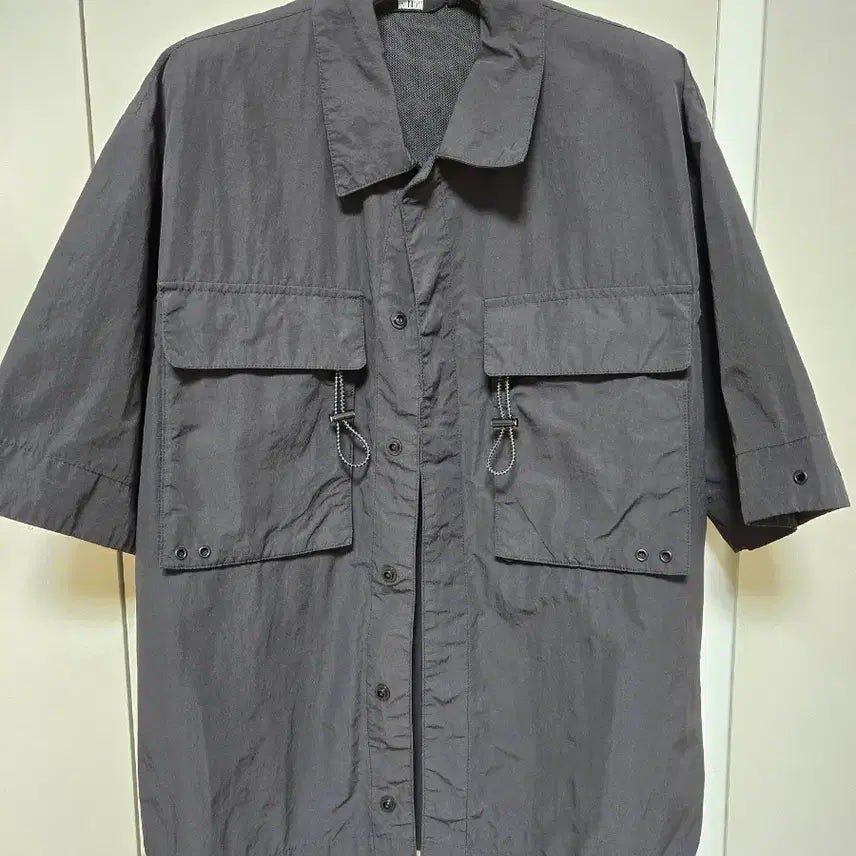 [BUNJANG] Trillion Big Pocket Short Sleeve Shirt Size 100 / 트릴리온 빅포켓반팔셔츠 100정도  거의새옷