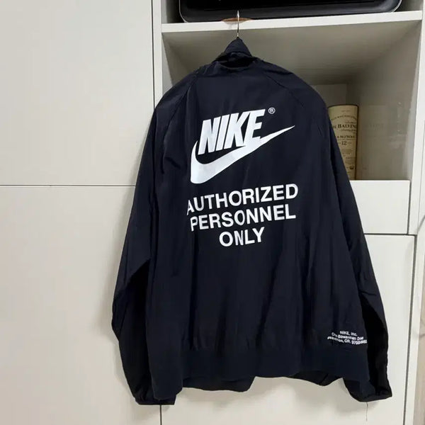 [BUNJANG] Nike Authorized Windbreaker Black XXL / 나이키 AUTHORIZED 바람막이 블랙 XXL