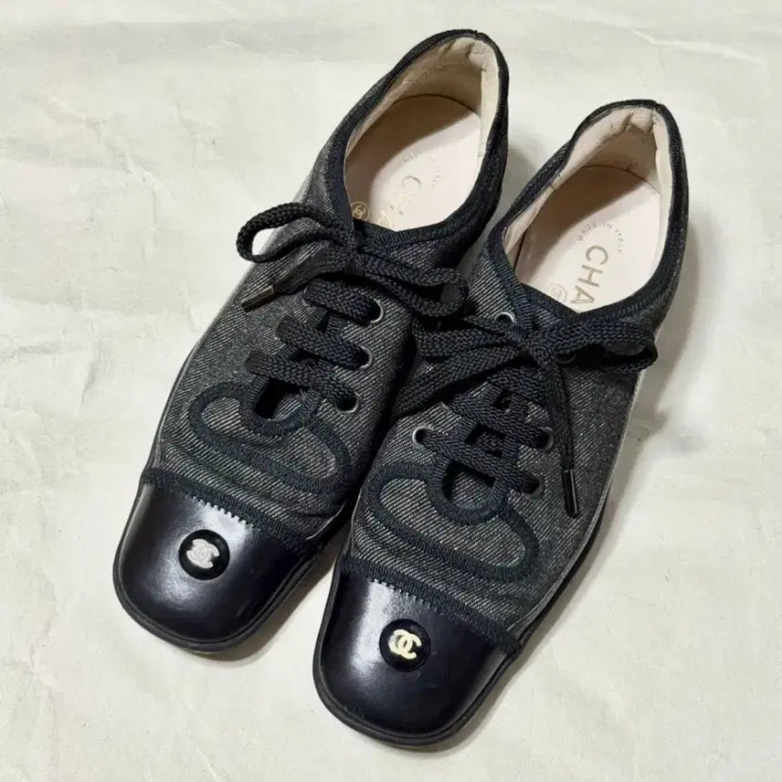[BUNJANG] Chanel 2002 Cruise Lace-up Denim Shoes / vintage chanel 빈티지 샤넬 2002 크루즈 레이스업 데님슈즈