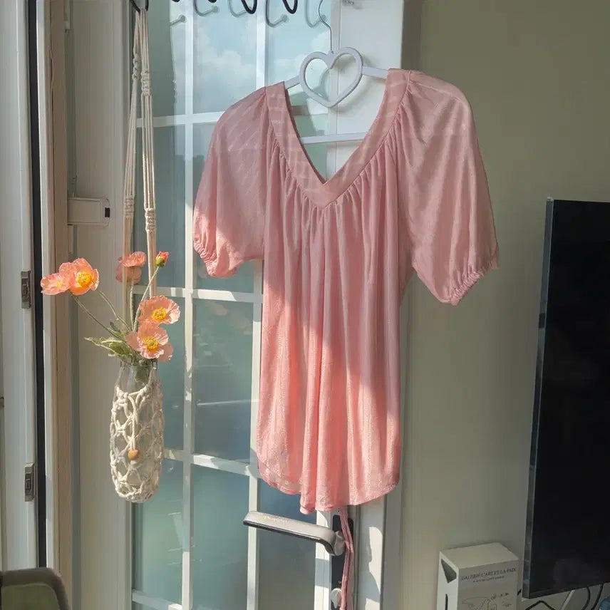 [BUNJANG] Vintage Han Yu-ju Peach Pink Shimmer Blouse / [빈티지] 한유주 복숭아 핑크 쉬머 블라우스 -옷장정리