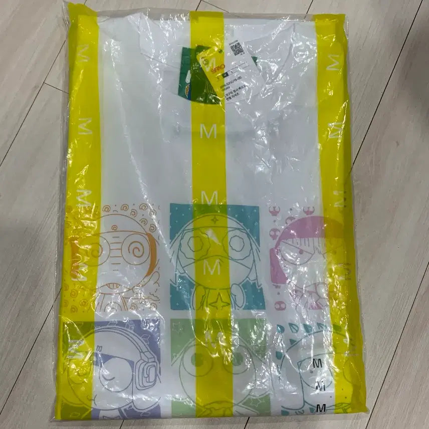 [BUNJANG] SPAO x Keroro Collaboration T-Shirt (Size M, Sealed) / 미개봉))케로로 스파오 콜라보 반팔 티셔츠 M 사이즈 판매