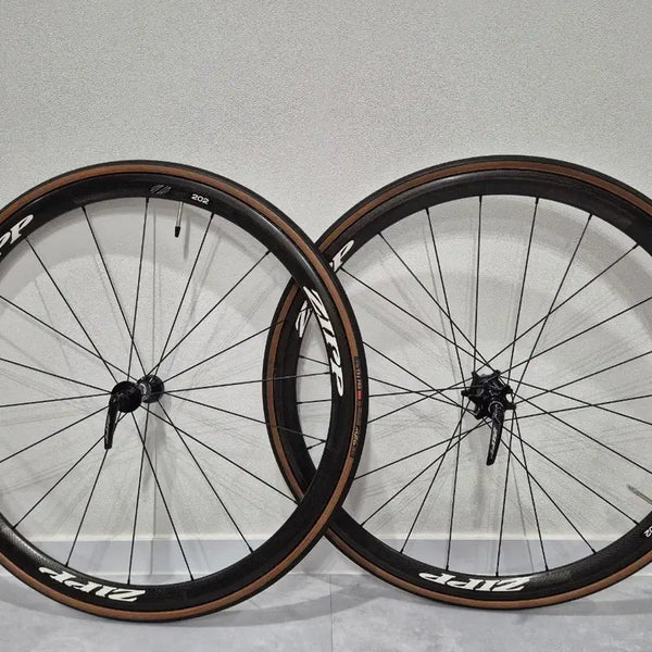[BUNJANG] Zipp 202 Carbon Mid-Profile Road Bike Wheelset - Campagnolo Body, Tubular / ZIPP 202 카본 미들림 로드 자전거 휠셋 캄파놀로 바디 투포 튜블러