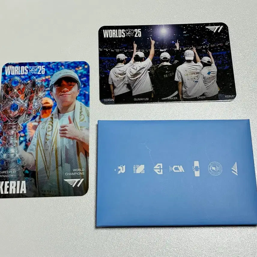 [BUNJANG] T1 Keria Worlds Photocard Bundle Set (Trophy, Group) + Soop Sealed Goods / msi t1 케리아 월즈 포토카드 + 단체 + soop미개봉