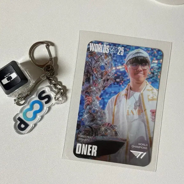 [BUNJANG] T1 Oner Worlds 2025 Championship Photocard / msi t1 티원 오너 월즈 2025 우승 포카