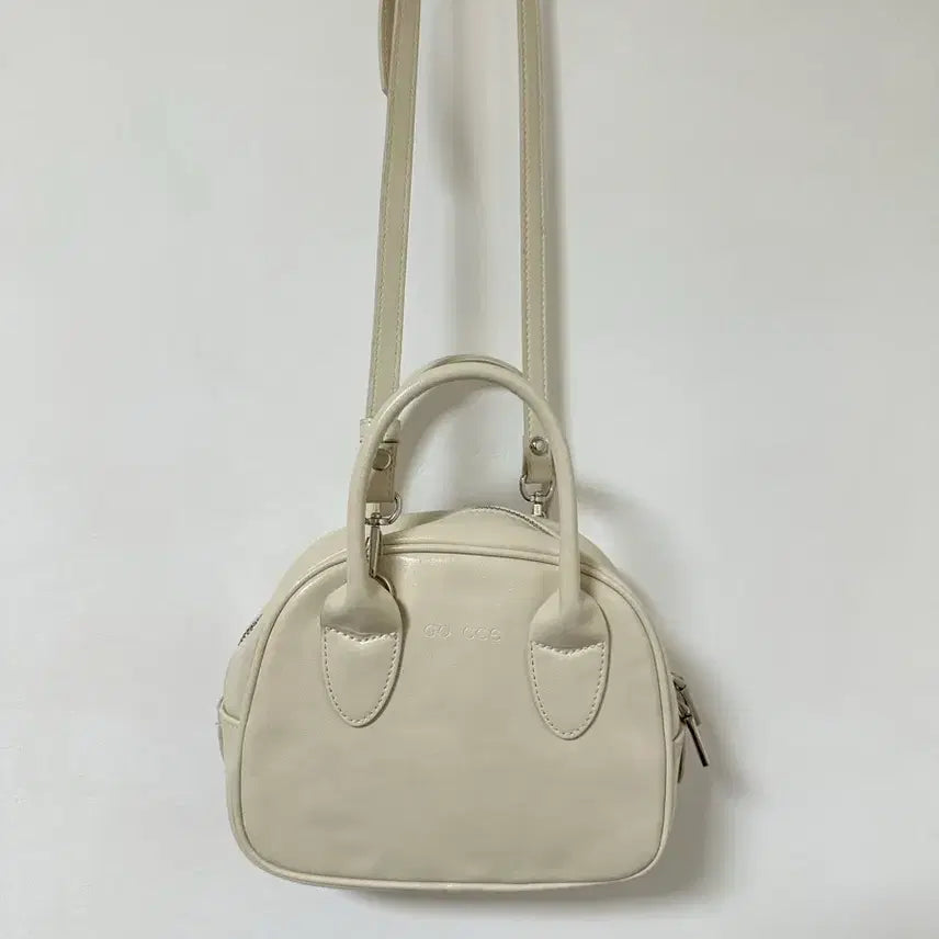[BUNJANG] GOSE Cross Shoulder Bag Ivory / 고세 크로스 숄더 가방 아이보리