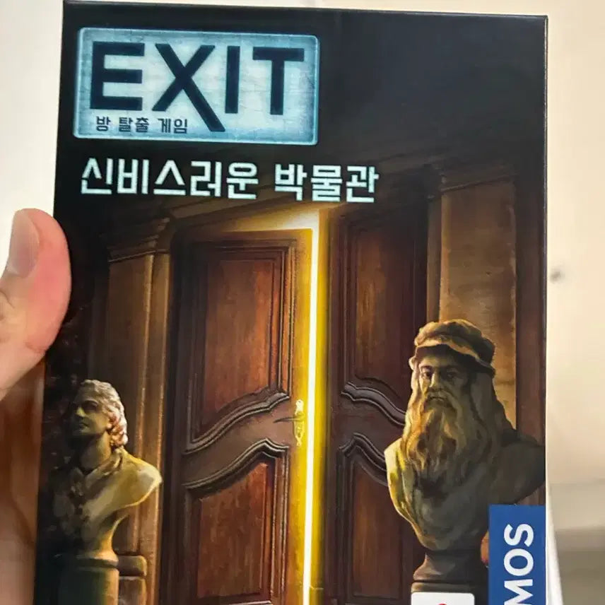 [BUNJANG] EXIT: The Game - The Mysterious Museum Board Game / EXIT 방탈출 게임 신비스러운 박물관 보드게임
