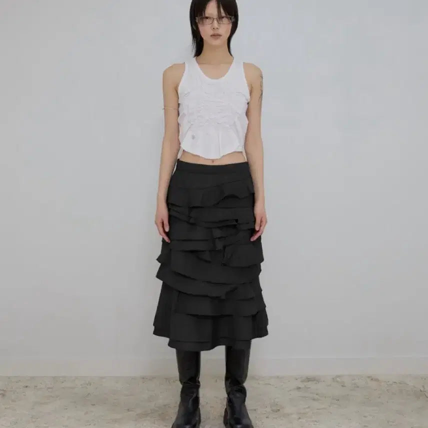 [BUNJANG] Flare Up Ruffle Skirt Black Size 1 / 플레어업 프릴 스커트 1사이즈 블랙