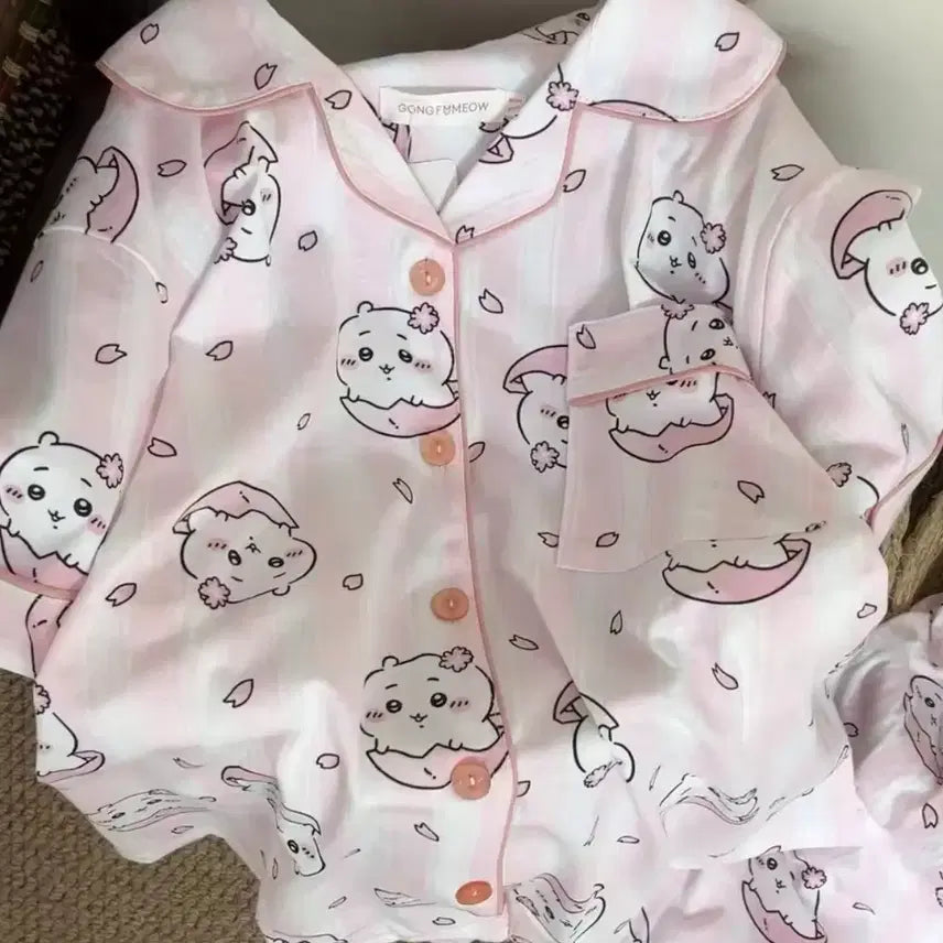 [BUNJANG] Chiikawa Cherry Blossom Short Sleeve Pajama Set / 벚꽃 치이카와 잠옷 파자마 반팔 반바지