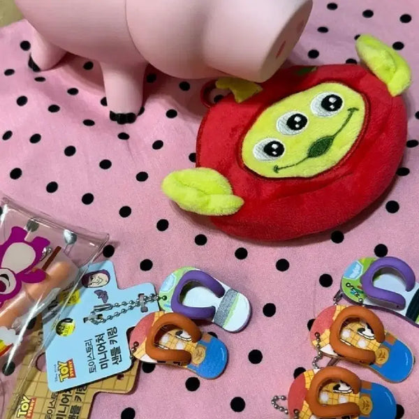 [BUNJANG] Daiso Toy Story Miniature Shoe Keychain (Buzz) / 다이소 토이스토리 미니어처 신발 키링 (버즈)