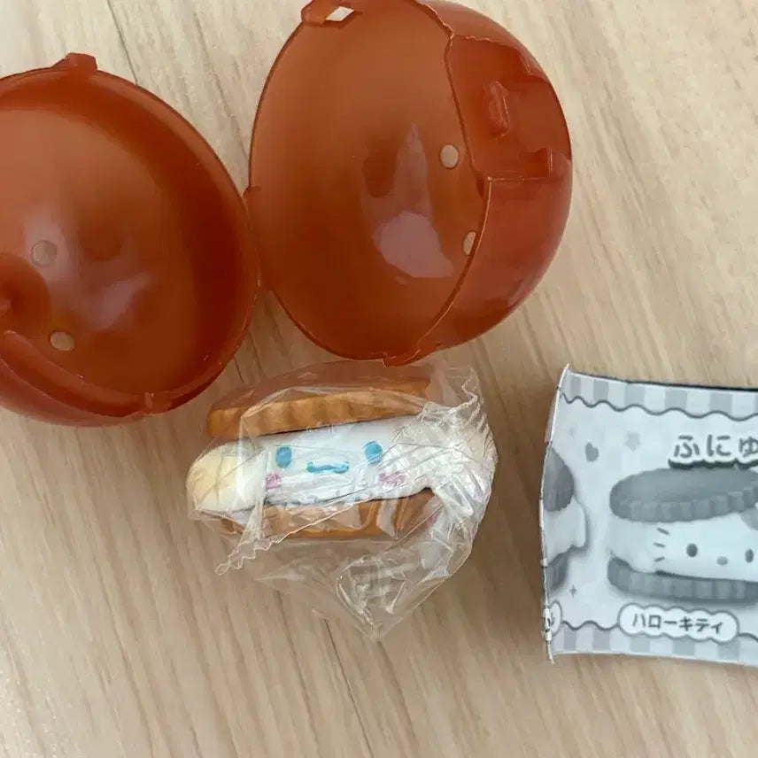 [BUNJANG] Sanrio Cinnamoroll S'more Sandwich Gacha Figure / 산리오 시나모롤 스모어 샌드 가챠