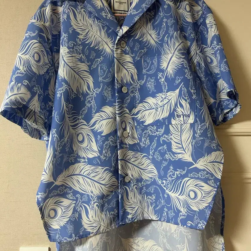 [BUNJANG] Wooyoungmi Feather Pattern Men's Short Sleeve Shirt / 우영미 깃털 패턴 남성 반팔 셔츠
