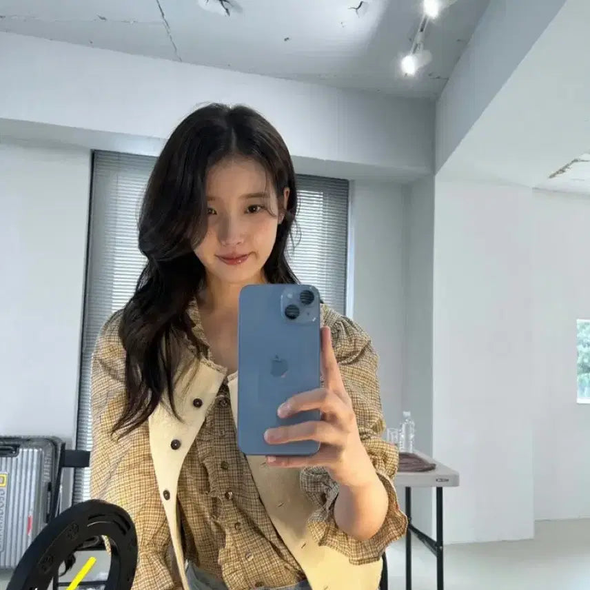 [BUNJANG] Via Plain Victoria Blouse / 비아플레인 빅토리아 블라우스