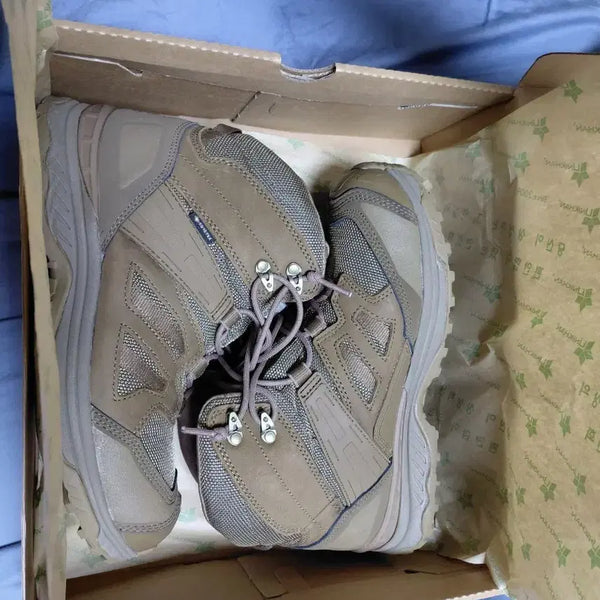 [BUNJANG] Unican WOLF-G6 GORE-TEX Hiking Boots Tactical Boots Khaki 255mm / 유니칸 WOLF-G6 고어텍스 등산화 전술화 카키색 255mm