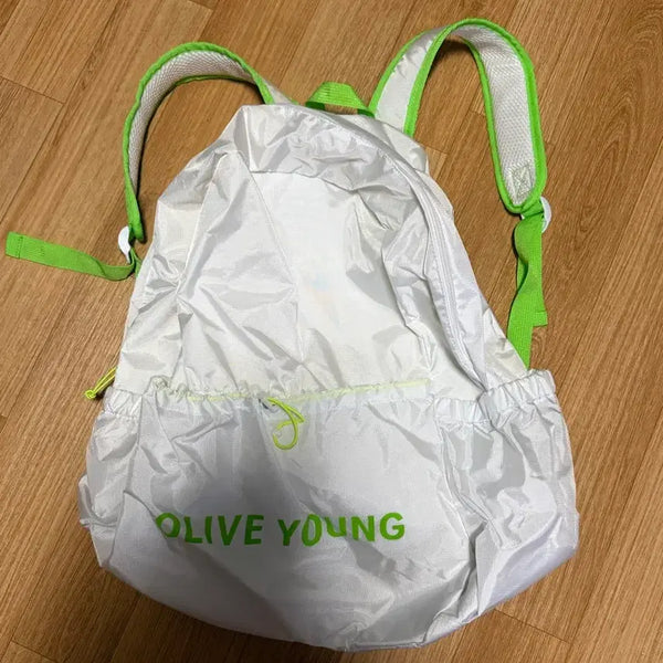 [BUNJANG] Olive Young Backpack / 올리브영 백팩 팝니다