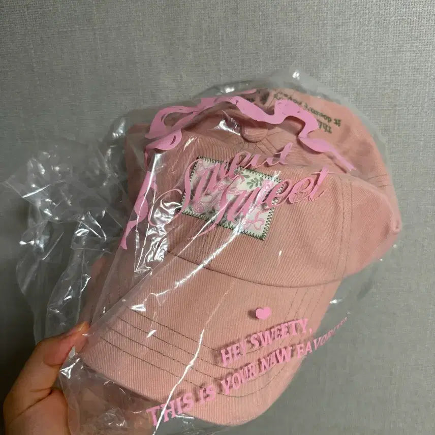 [BUNJANG] Sweat Sweet Not Cover Lovely Ball Cap Pink / [미개봉새상품] 스웻스윗 낫 커버 러블리 볼캡 핑크 팝니다