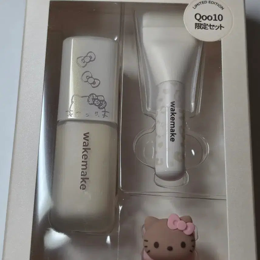 [BUNJANG] WakeMake Gally Kitty Foundation 21 Vanilla (Sealed) / 미개봉) 웨이크메이크 갸루키티 파운데이션 21호 바닐라