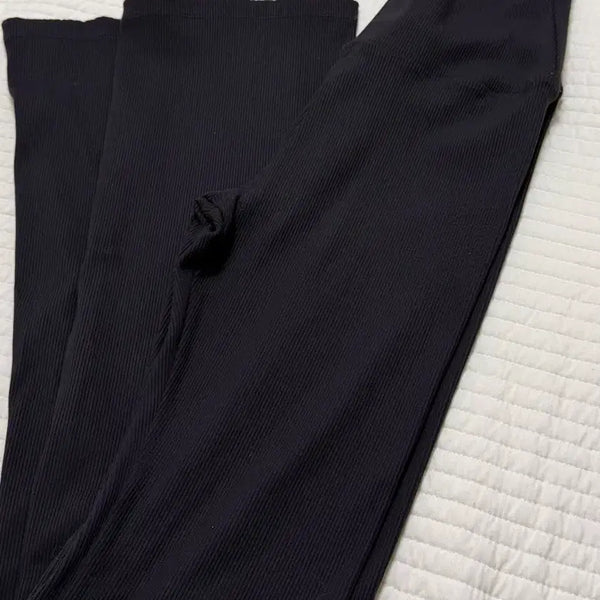 [BUNJANG] Glowny Bootcut Leggings Charcoal / glowny 글로니 부츠컷 레깅스 챠콜색
