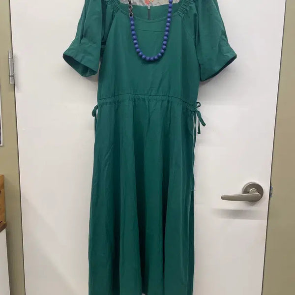[BUNJANG] Green Off-Shoulder Mini Dress / 그린색 오프숄더 원피스