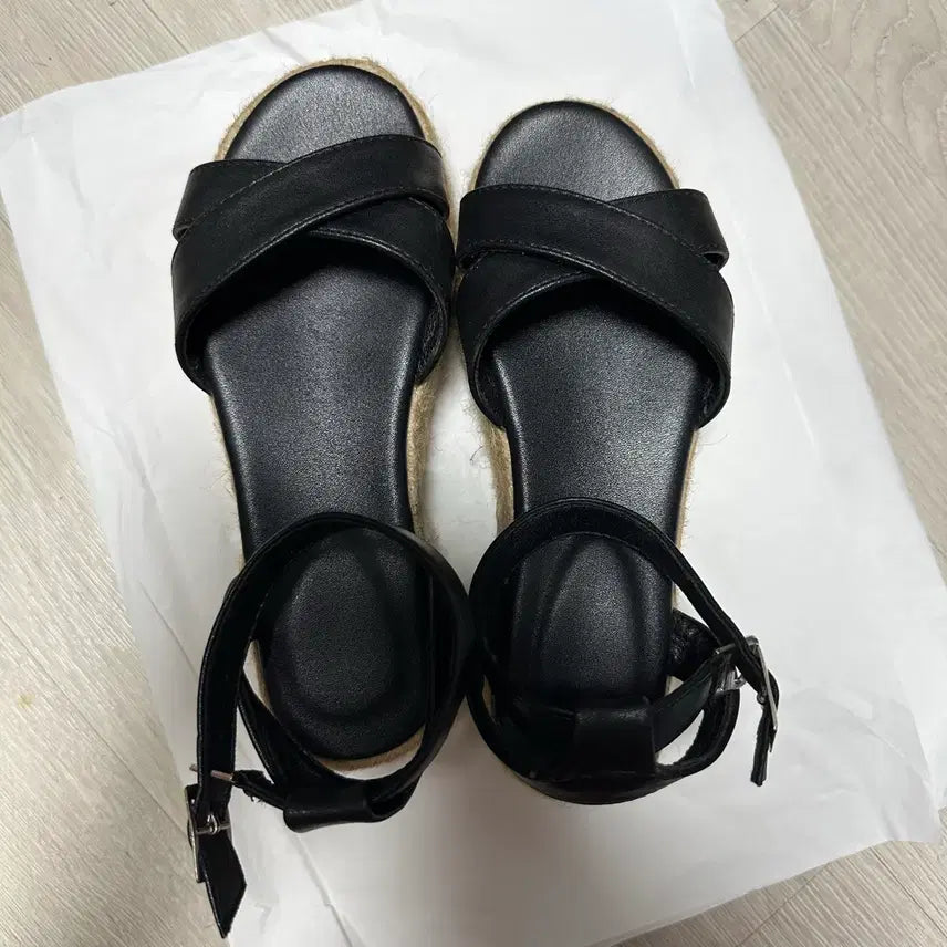 [BUNJANG] Black Espadrille Wedge Heel Sandals (Kids/Small Size 210) / 블랙 에스파듀 스트랩 웨지힐 샌들 210 키즈 작은발 자라 h&m