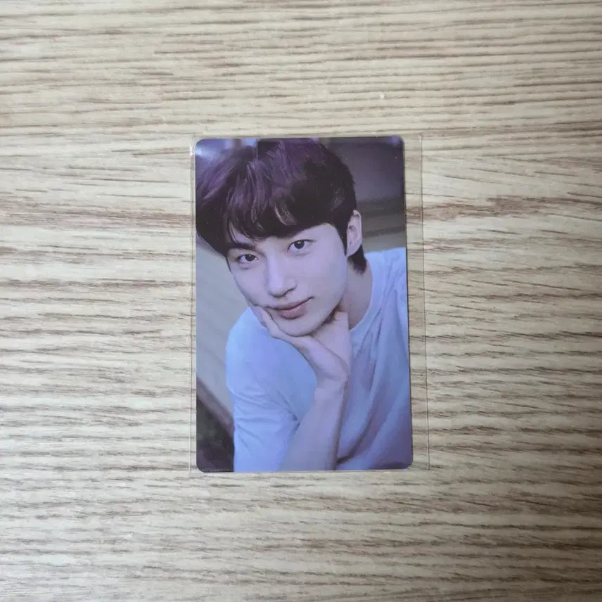 [BUNJANG] Byun Woo-seok 2025 Season's Greetings POB Photocard (Unsealed) / (미개봉) 변우석 2025 시그 특전 포카 21세기 대군부인