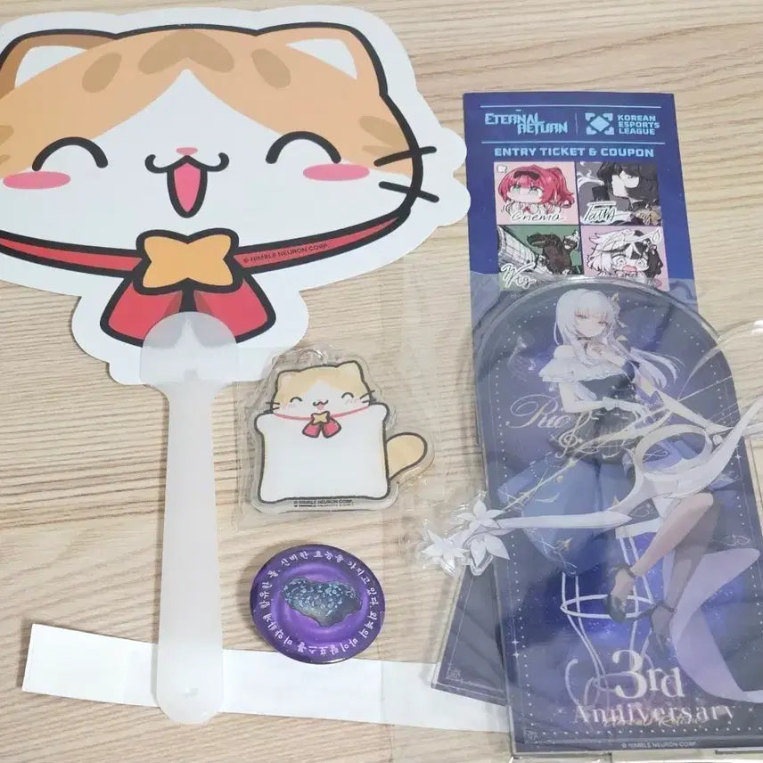 [BUNJANG] Eternal Return 3rd Anniversary Limited Edition Rio Acrylic Stand, Irem Fan, Keychain, and Badge Set / 이터널리턴 3주년 리오 등