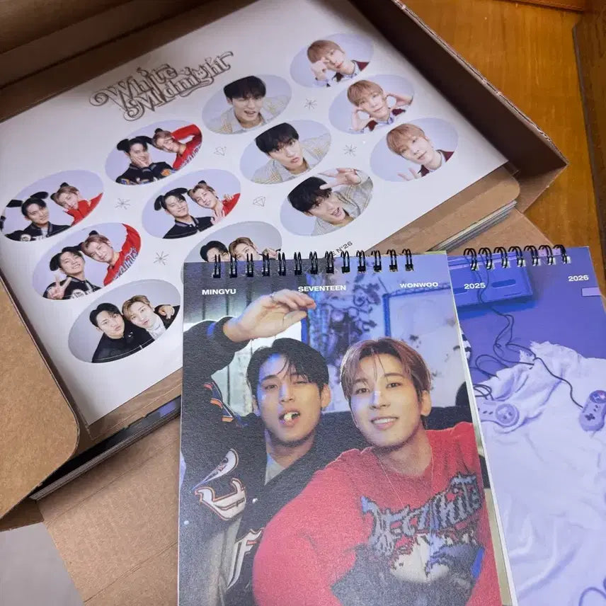 [BUNJANG] SEVENTEEN Wonwoo Mingyu DICON White Midnight Poster/Photo Book / 원우 민규 디아이콘