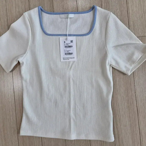 [BUNJANG] Roem Square Neck Short Sleeve T-Shirt Size S Cream / 로엠반팔티