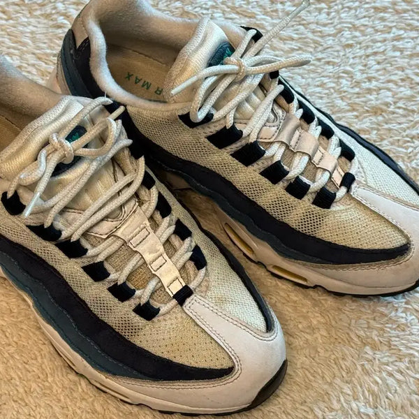 [BUNJANG] Nike Air Max 95 White Blue Navy (240mm) / 나이키 에어 맥스 95 흰파남 240mm