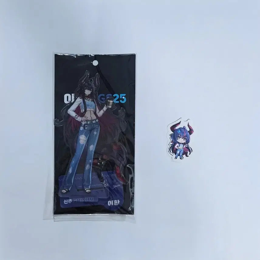 [BUNJANG] Lee Hwan GS25 Collaboration Shin-ku Acrylic Stand + Sticker + Game Coupon Code + Hatoor Photocard / 이환 gs25 콜라보 신쿠 아크릴+스티커+편의점타이쿤 쿠폰코드+하토르포카