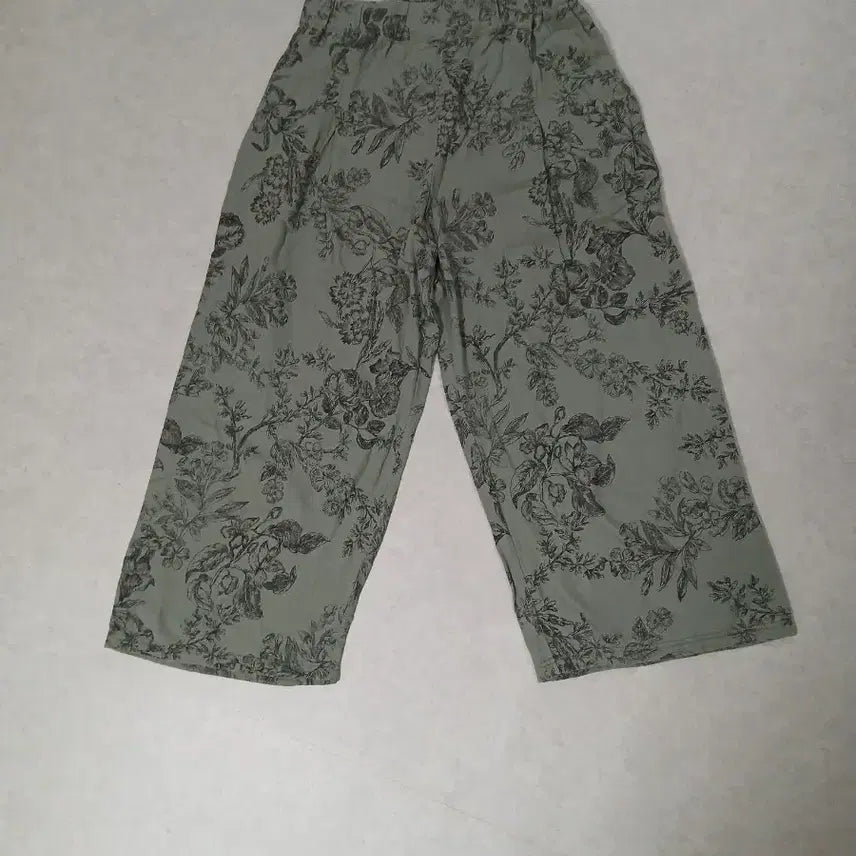 [BUNJANG] Floral Wide Leg Pants (Linen Blend) / 새거)플라워 와이드 팬츠 프리