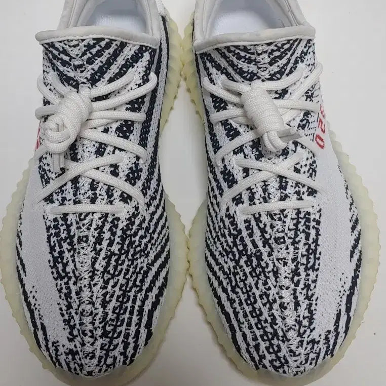 [BUNJANG] Adidas Yeezy Boost 350 V2 Zebra / 이지부스트 350 V2 지브라 260