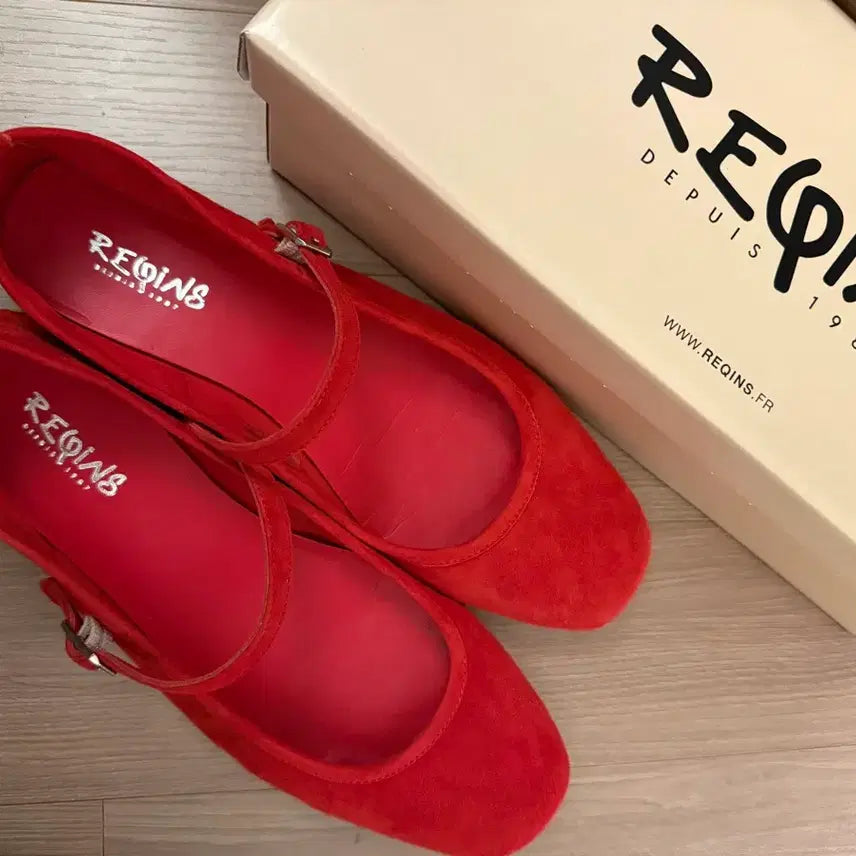 [BUNJANG] Mary Jane Suede Shoes - Red (Size 39) / 흐꺙 메리제인 스웨이드 레드 39 팝니다 (배송비포함)