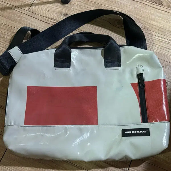 [BUNJANG] Freitag F201 Moss Red Messenger Bag / 프라이탁 모스 레드
