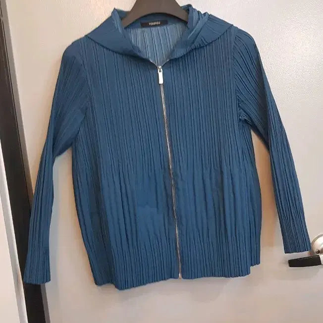 [BUNJANG] Yoitz Pleats Zip-up (Free Size) / 요이츠 플리츠 집업 프리