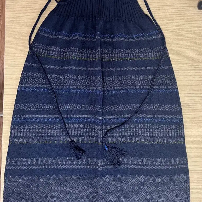 [BUNJANG] Thursday Island Knit Skirt / 써스데이아일랜드 니트치마 새제품