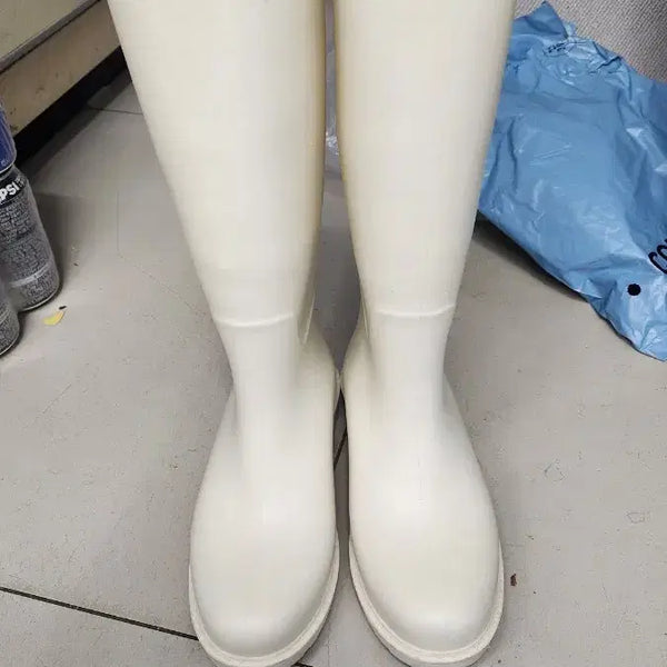[BUNJANG] Ivory Long Rain Boots (230-235) / 아이보리 롱 레인부츠 230-235