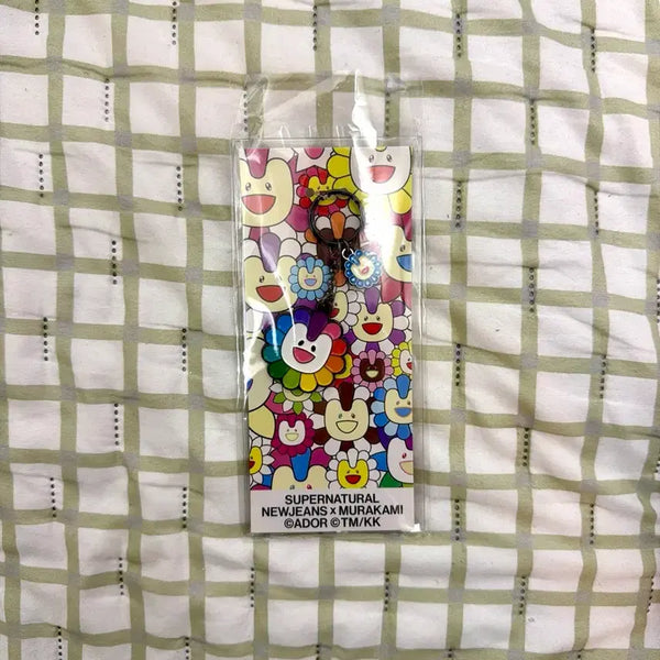[BUNJANG] NewJeans x Murakami Flower Metal Keyring / 뉴진스 슈퍼내추럴 x 무라카미 콜라보 키링