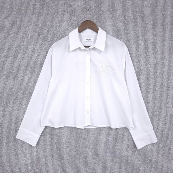 [BUNJANG] KISS 25SS Summer White Embroidered Cropped Loose Fit Shirt / 키스해링 25SS 여성 썸머 화이트 크롭 자수 루즈핏 셔츠 88