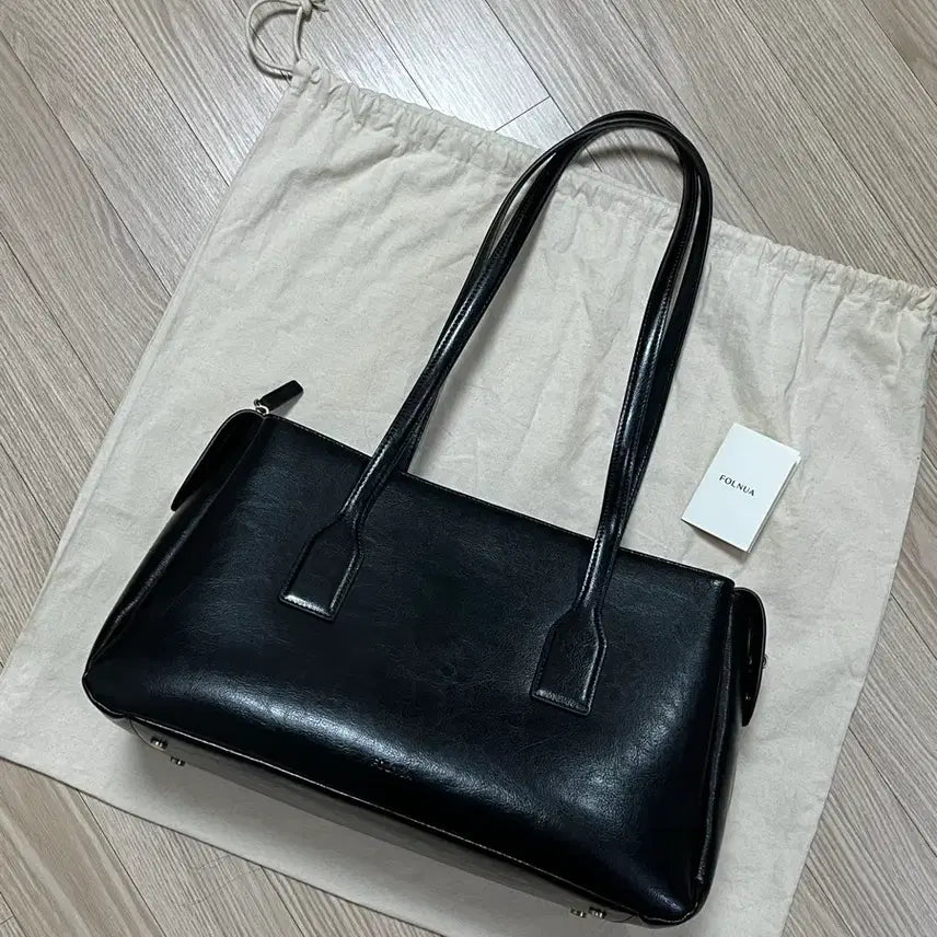 [BUNJANG] Polneua Bridge Bag Plain Black / (정가34만) 폴뉴아 브릿지백 플레인 블랙