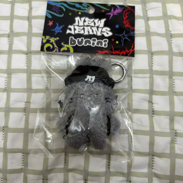 [BUNJANG] NewJeans Bunnies Mini Costume Keychain Black / 뉴진스 버니니 미니 코스튬 키링 블랙